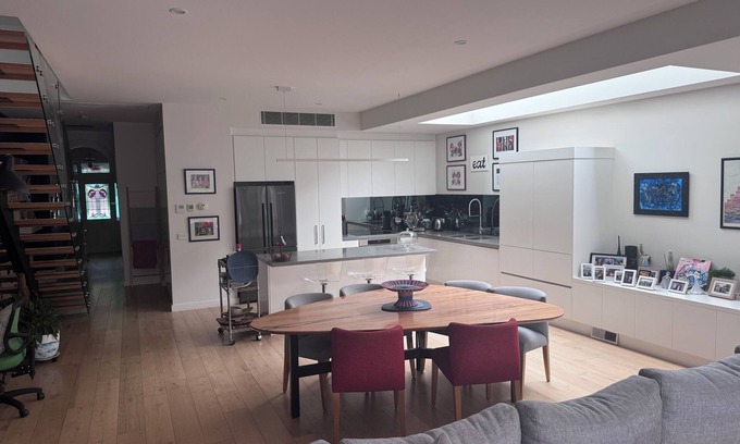 Prahran House | Quiet home within minutes to all the action.