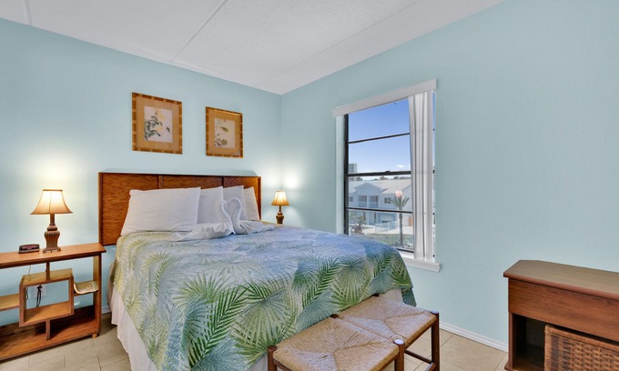 South Padre Island Condo | Quiet Island Sanctuary By Rent On Padre