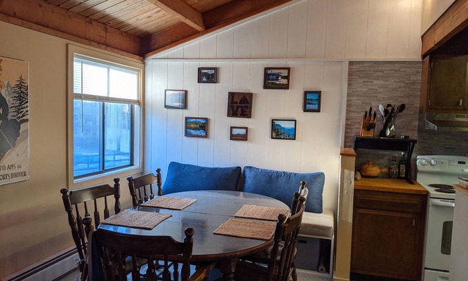 Thornton House | Quiet location close to mountain activities