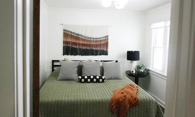 Westside Connection House | Quiet Location - Walkable - Private Yard and Patio