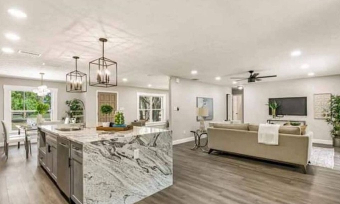 Wesley Chapel House | Quiet Luxurious Home / Family Friendly / 8 PPL