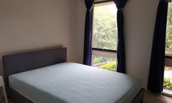 Boronia House | Quiet place in Knox close to the shopping centre
