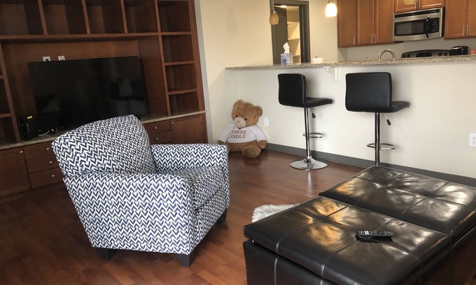 Indianapolis Apartment | Quiet, Secure, Luxury, Cozy Apartment