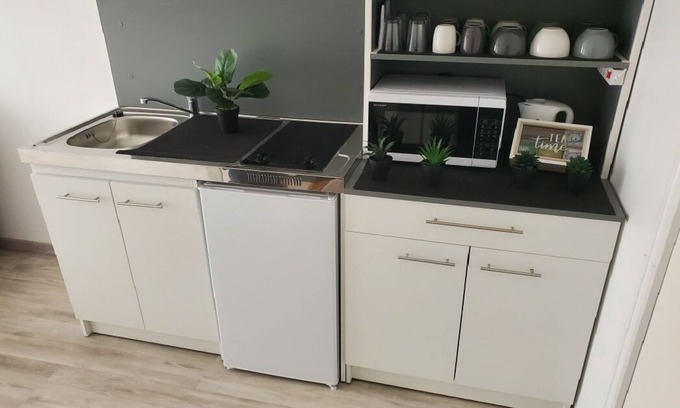 Forges-les-Bains Apartment | Quiet studio 35 minutes from Paris