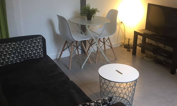 Bastide Apartment | Quiet studio in the Bastide district
