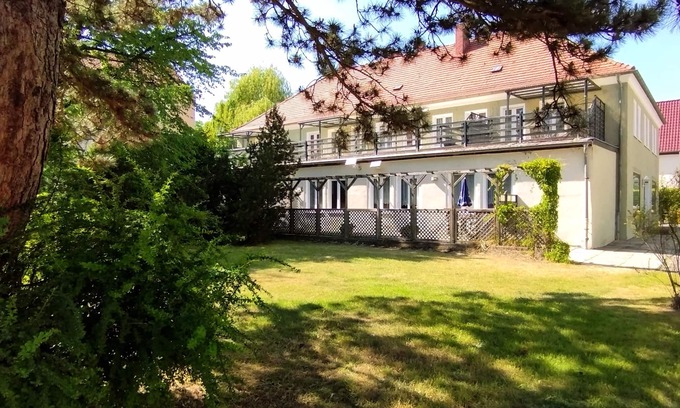 Goerlitz Apartment | Quiet time-out in Görlitz - vacation apartment with 2 bedrooms and balcony