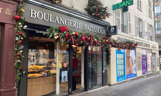 20th Arrondissement House | Quiet, well-lit studio 10 minutes' walk from nation