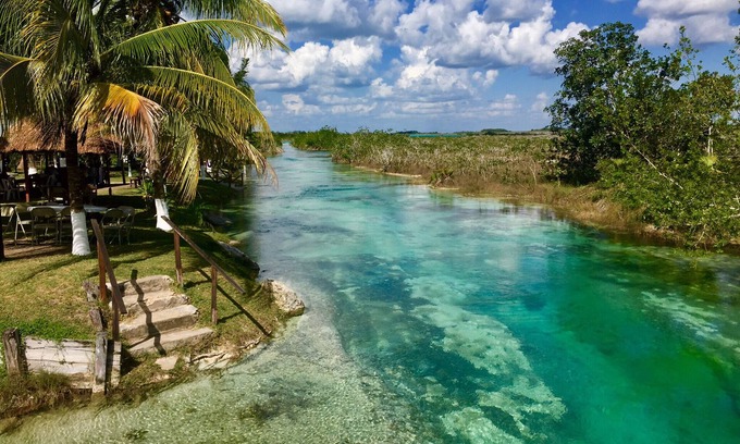 Chetumal House | Quinta Mai, True Lakefront, Paradise Found! Great swimming, fabulous colors,