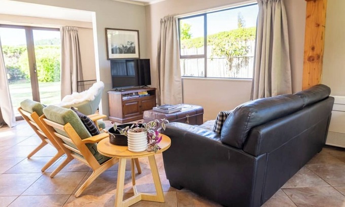 Wanaka House | Quintessentially Kiwi on Aubrey