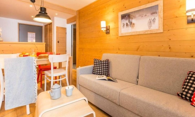 Les Bruyeres Apartment | Résidence Pierre & Vacances Aconit**** - Apartment for 9 people - 2 bedrooms + 1 sleeping area
