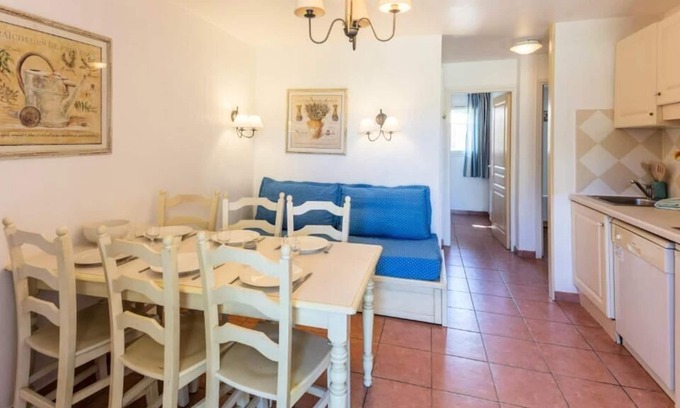 Mandelieu-La-Napoule Apartment | Résidence Pierre & Vacances Les Rives de Cannes Mandelieu*** - Apartment for 6 people - 2 bedrooms - Terrace or balcony
