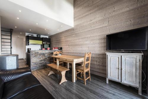 Le Lavachet Apartment | Résidence Hameau De Toviere - Duplex rénové · Départ et retour skis aux pieds · MAE-1434