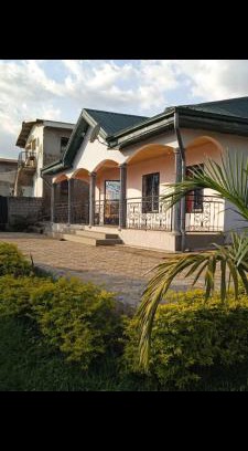 Yaounde Villa | Résidence le HAMEAU de BITENG