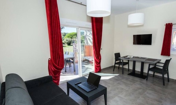 Les Restanques Apartment | Résidence Les Perles de Saint Tropez **** - Studio 2 People