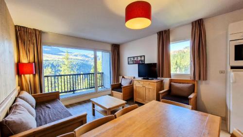 Flaine Apartment | Résidence Les Pleiades - Appartement spacieux avec balcon · Centre station · Parking couvert MAE-7352
