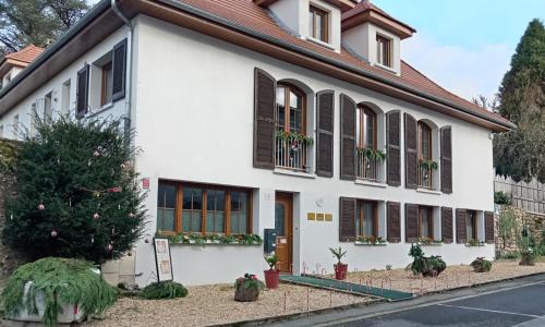 Chalus Bed & Breakfast | Résidence Loanie & Soins