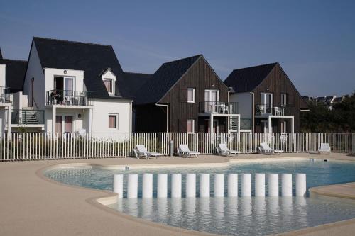 Saint-Pol-de-Leon Resort | Résidence Néméa Les Roches