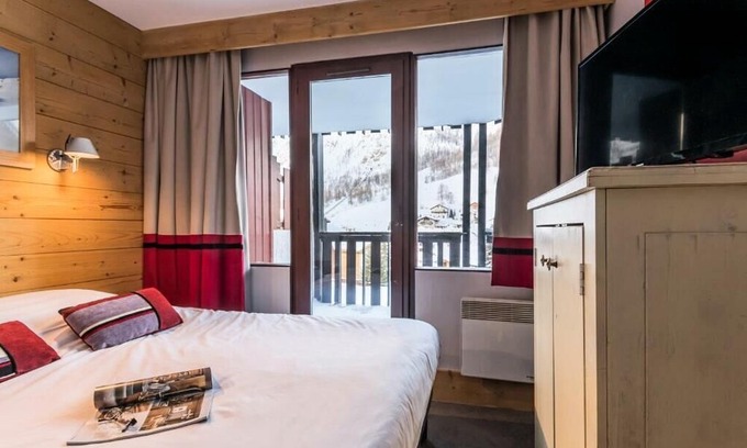 Val-d'Isere Apartment | Résidence Pierre & Vacances Les Balcons de Bellevarde **** - 3-room apartment 6/7 people Superior