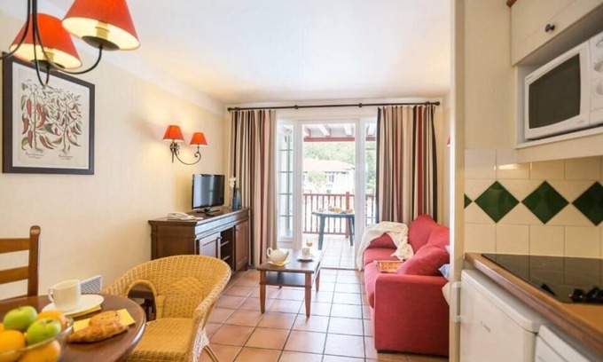 Ciboure Apartment | Résidence Pierre & Vacances La Villa Maldagora*** - Apartment for 4 people - 1 bedroom