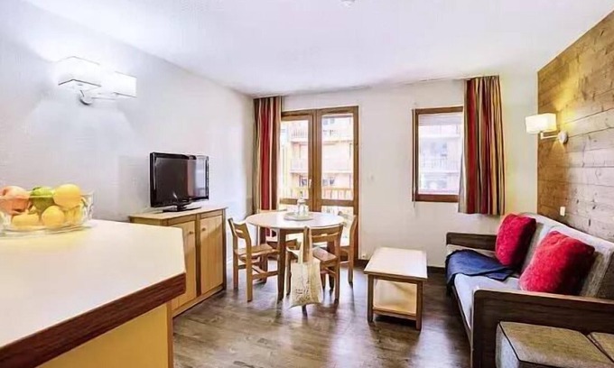 Meribel Centre Apartment | Résidence Pierre & Vacances Les Ravines*** - Apartment for 6 people - 1 bedroom + 1 sleeping area