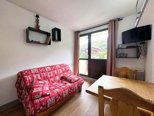 Les Menuires Apartment | Résidence Sarvan - Studio pour 2 cuisine équipée et proche des pistes idéal couple MAE-6054