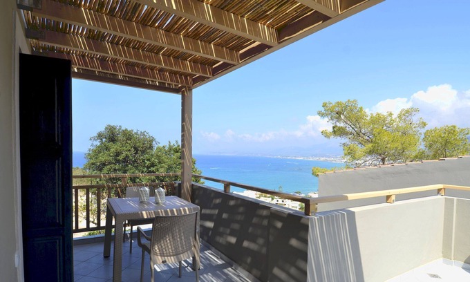 Stalida Villa | R 3013 Villa Eamon with Sea View, Sofa Bed & Soundproof Windows.