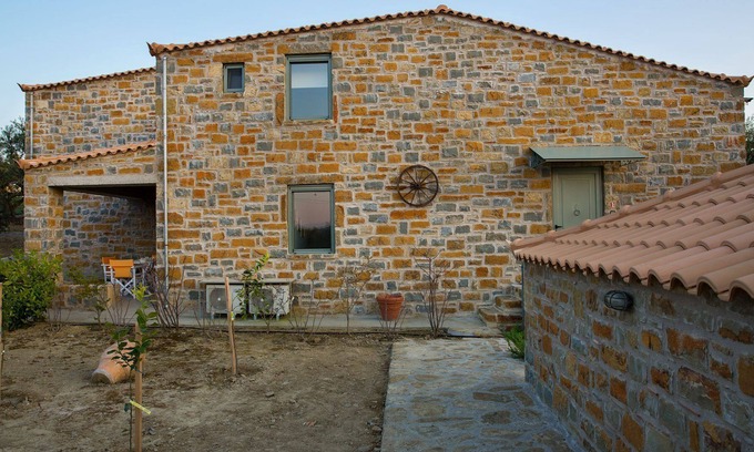 Pylos-Nestoras Villa | R 331 Spacious Garden and Sea View Villa Air Con