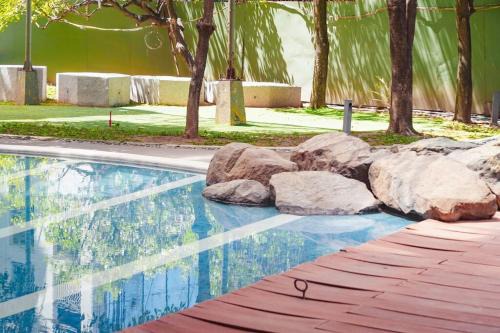 Ugong Apartment | R'Holistay Kasara Urban Resort Residences Pasig