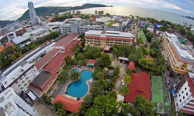 Patong Hotel | R-Mar Resort and Spa (SHA Extra Plus)