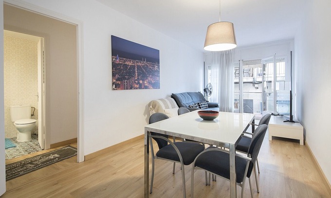 Calafell Apartment | R68-1 Two bedroom apartment 50 m from the beach