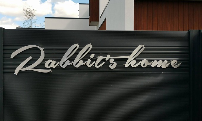 Hamilton House | Rabbits Home- Riverside, Separate courtyard, New 1-bedroom