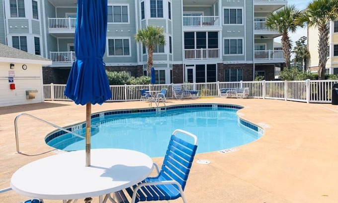 Central Myrtle Beach Condo | Radiant and bright condo in the center of MB