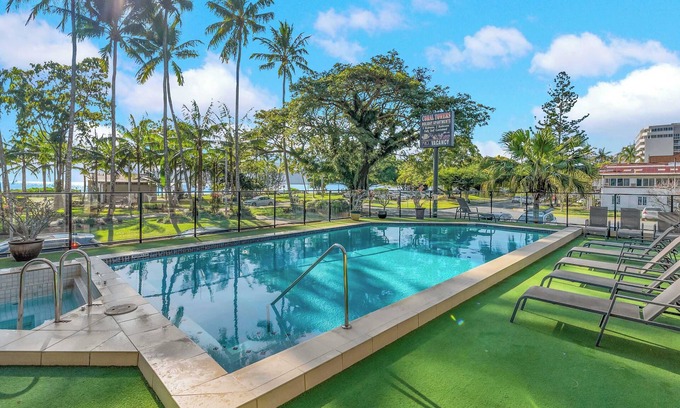 Cairns North Apartment | Rainforest & Reef Retreat - Esplanade Ground-Floor Apartment