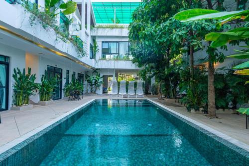 Kampot Hotel | Raing Phnom Bungalow