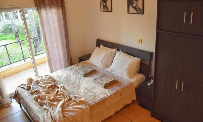 Potamos tis Germasogeias Apartment | Raise Cosy Studio with pool in Limassol