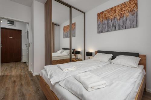 Wlochy Apartment | Rakowska 14A by Homeprime