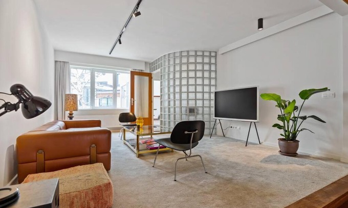 Zurenborg Apartment | Ramón Studio