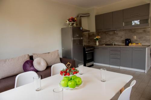 Saints Constantine and Helena Apartment | Ramay Studio