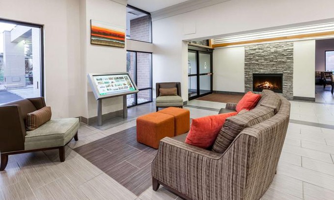 Canton Hotel | Ramada by Wyndham Canton/Hall of Fame