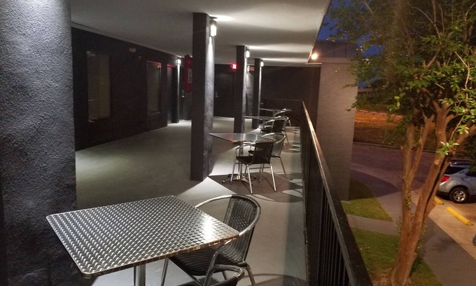 Viavant - Venetian Isles Hotel | Ramada by Wyndham New Orleans
