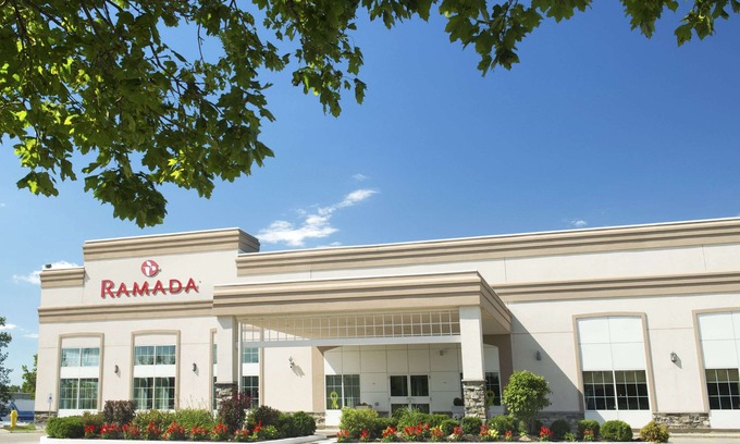 Trenton Hotel | Ramada by Wyndham Trenton