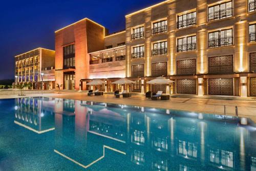 Rajpipla Hotel | Ramada Encore by Wyndham Statue of Unity