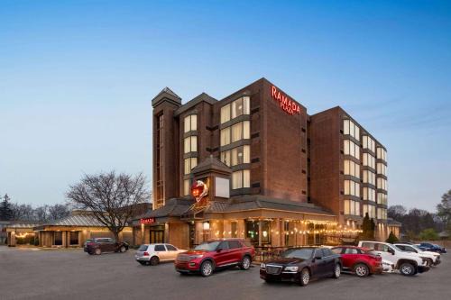 Niagara Falls Hotel | Ramada Plaza by Wyndham Niagara Falls