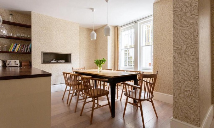 Churchill Apartment | Ranelagh Grove by onefinestay