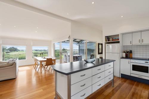 Goolwa South House | Range View House 23 Bristow Smith Ave Goolwa South-No Linen Included