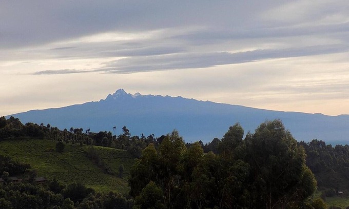 Kiamuturi Cabin | Ranges View Lodge - Family Room with Mountain View