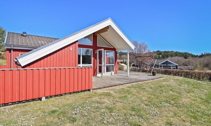 Lyngsbæk Strand House | "Rani" - 800m from the sea by Interhome