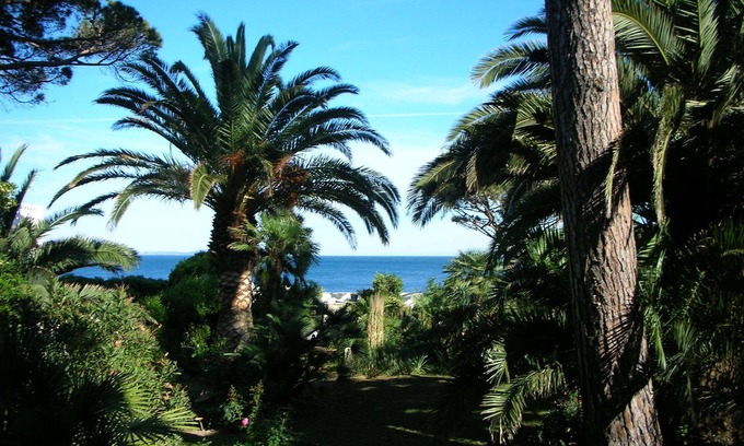 Le Mourillon House | Rare, charming house on the waterfront, in the mourillon, large enclosed garden