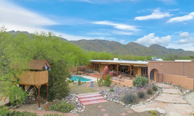 Tanque Verde House | Rare Luxury Spring Fed Riparian 2.5 acre Retreat