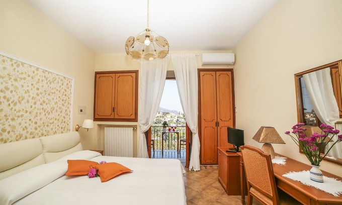 Pogerola Hotel | Ravello View